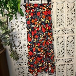 LULAROE LOVELY FALL STYLE RED BROWN & MULTICOLOR FLOWERS MAXI SKIRT